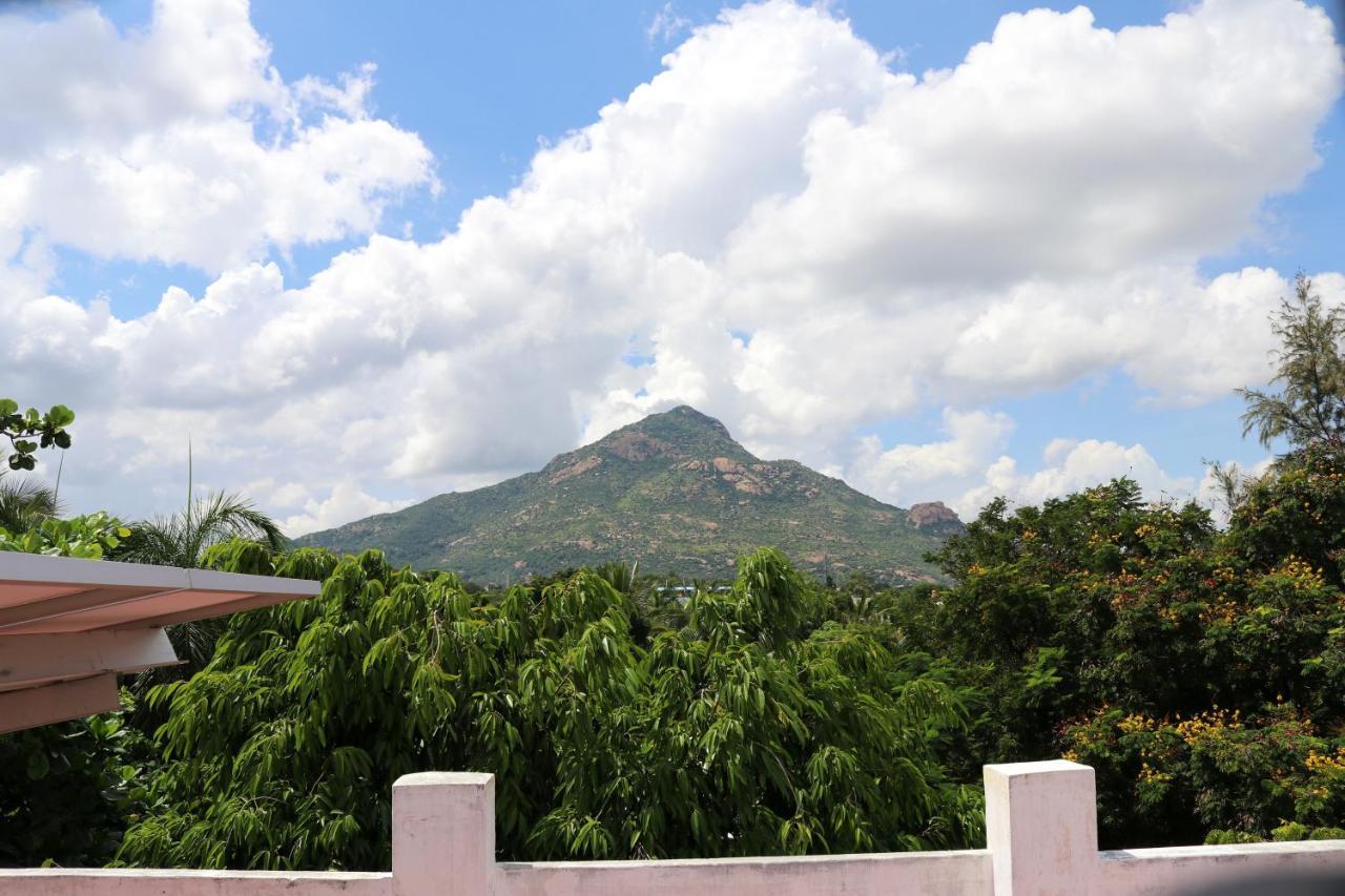 Hotel Siva Sakthi Tiruvannamalai Exterior photo