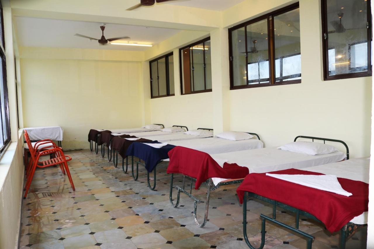 Hotel Siva Sakthi Tiruvannamalai Exterior photo