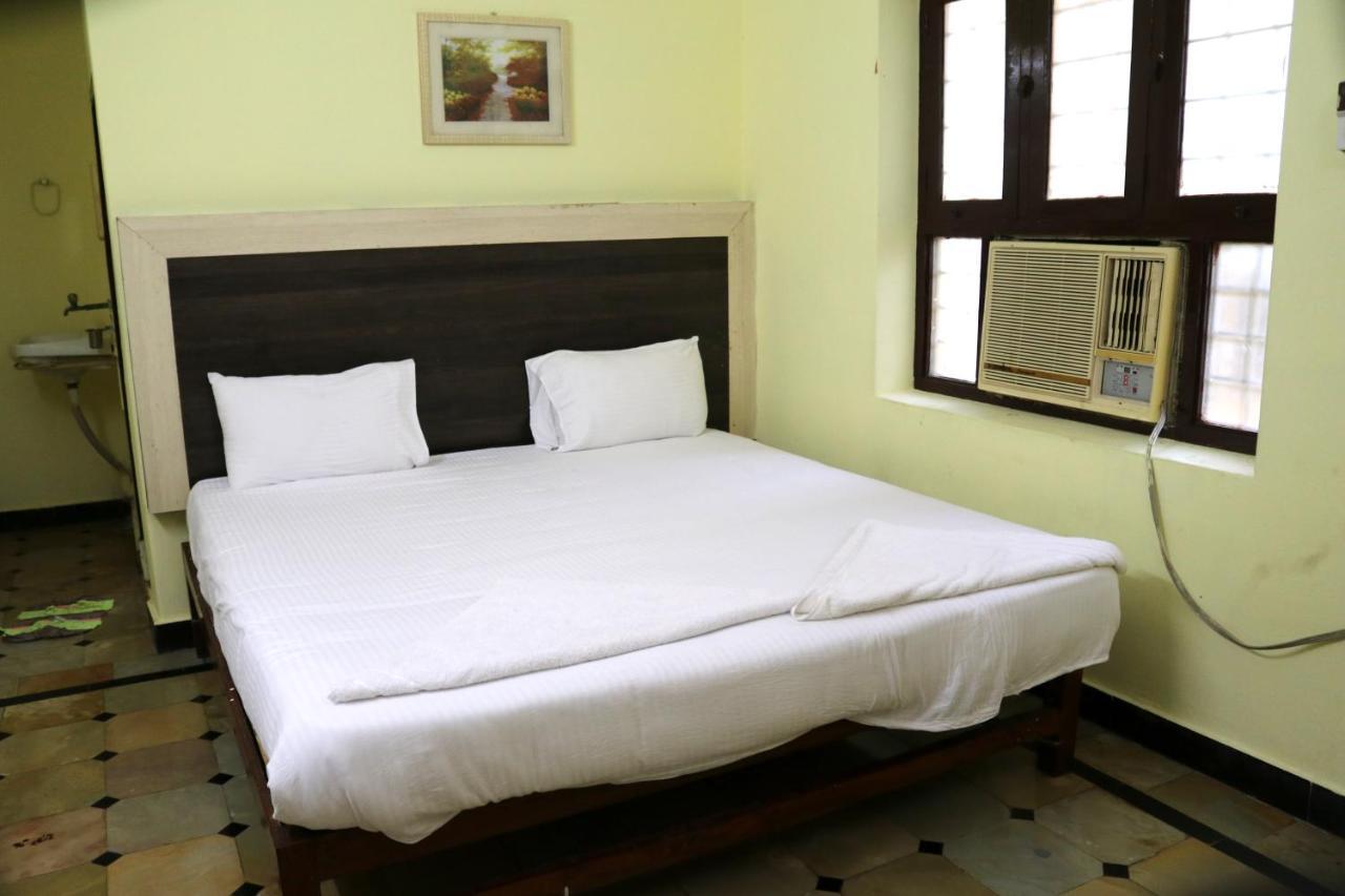 Hotel Siva Sakthi Tiruvannamalai Exterior photo