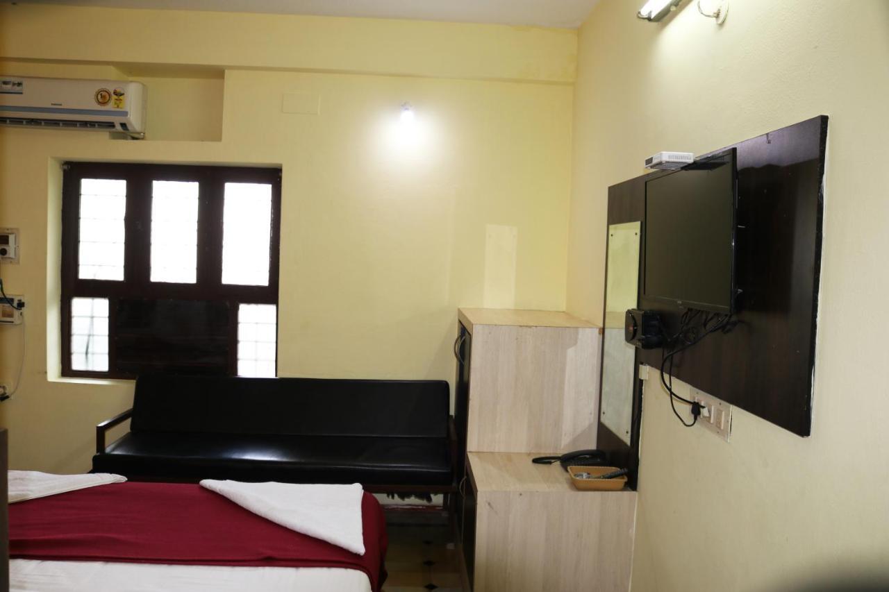 Hotel Siva Sakthi Tiruvannamalai Exterior photo