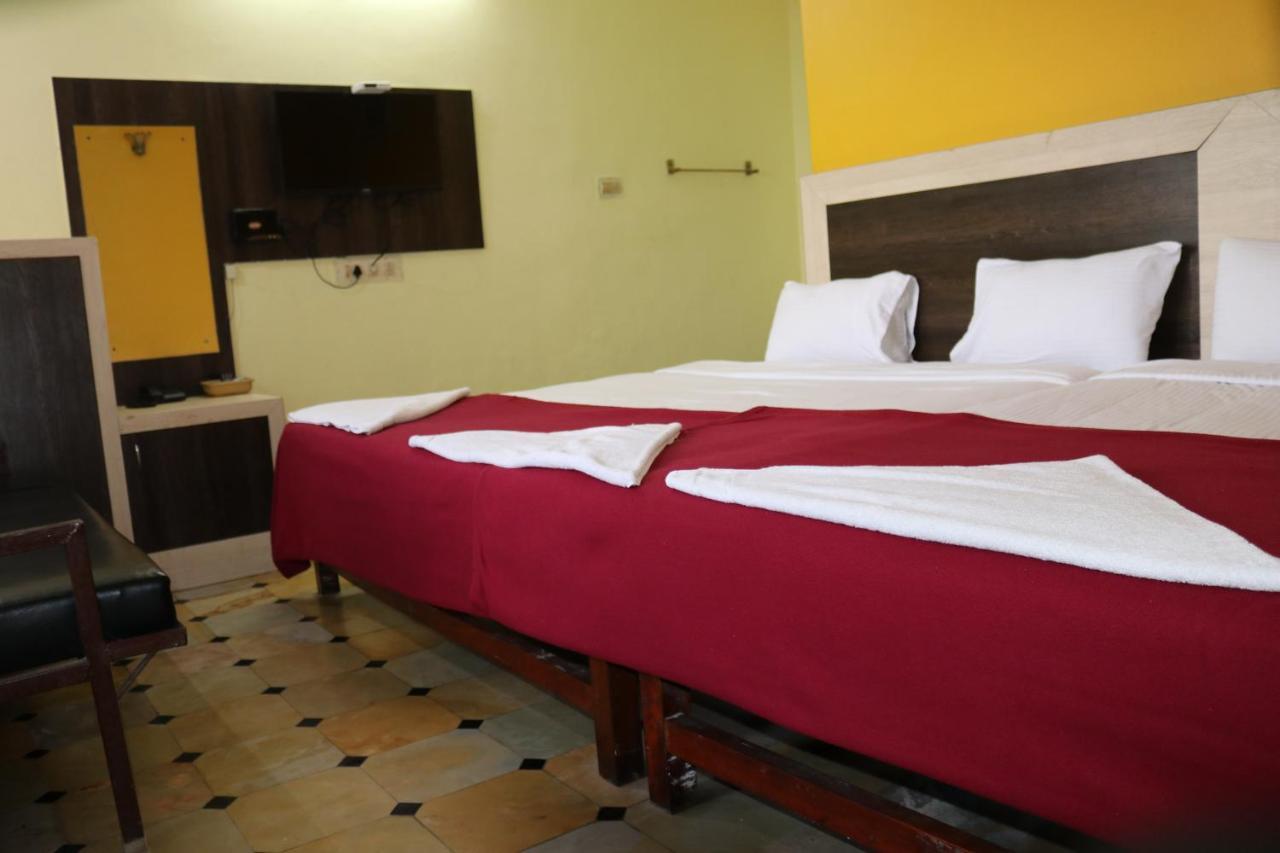 Hotel Siva Sakthi Tiruvannamalai Exterior photo