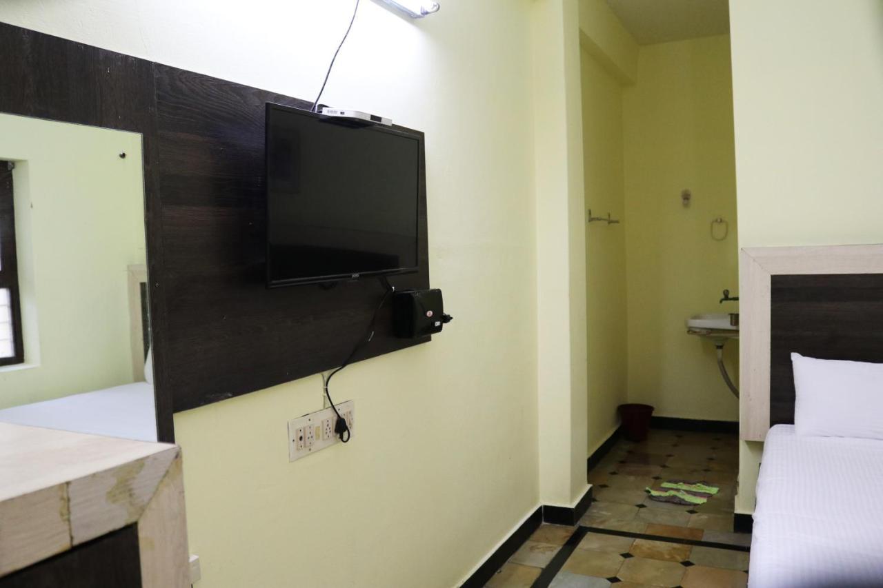 Hotel Siva Sakthi Tiruvannamalai Exterior photo