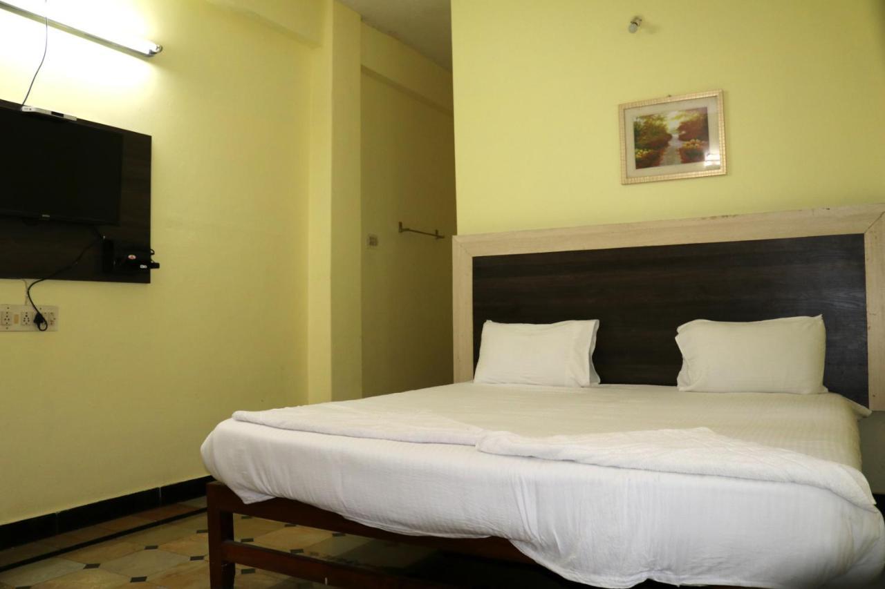 Hotel Siva Sakthi Tiruvannamalai Exterior photo