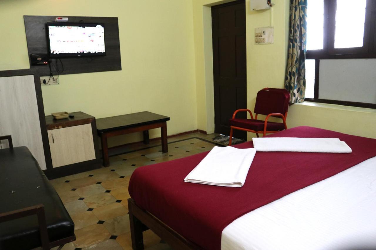 Hotel Siva Sakthi Tiruvannamalai Exterior photo